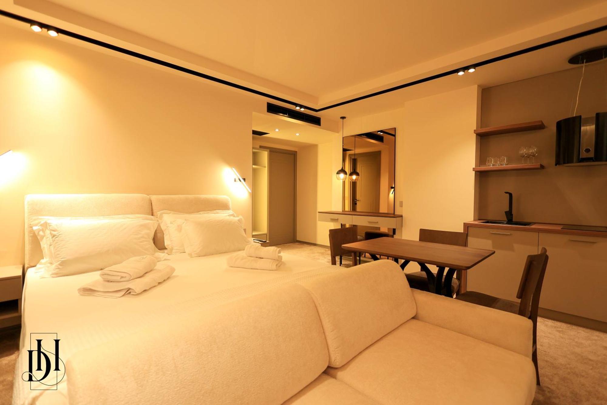 Deha Rooms & Apartments Тирана Экстерьер фото