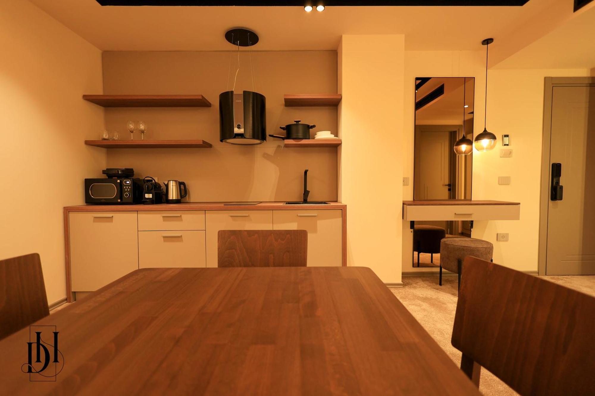 Deha Rooms & Apartments Тирана Экстерьер фото