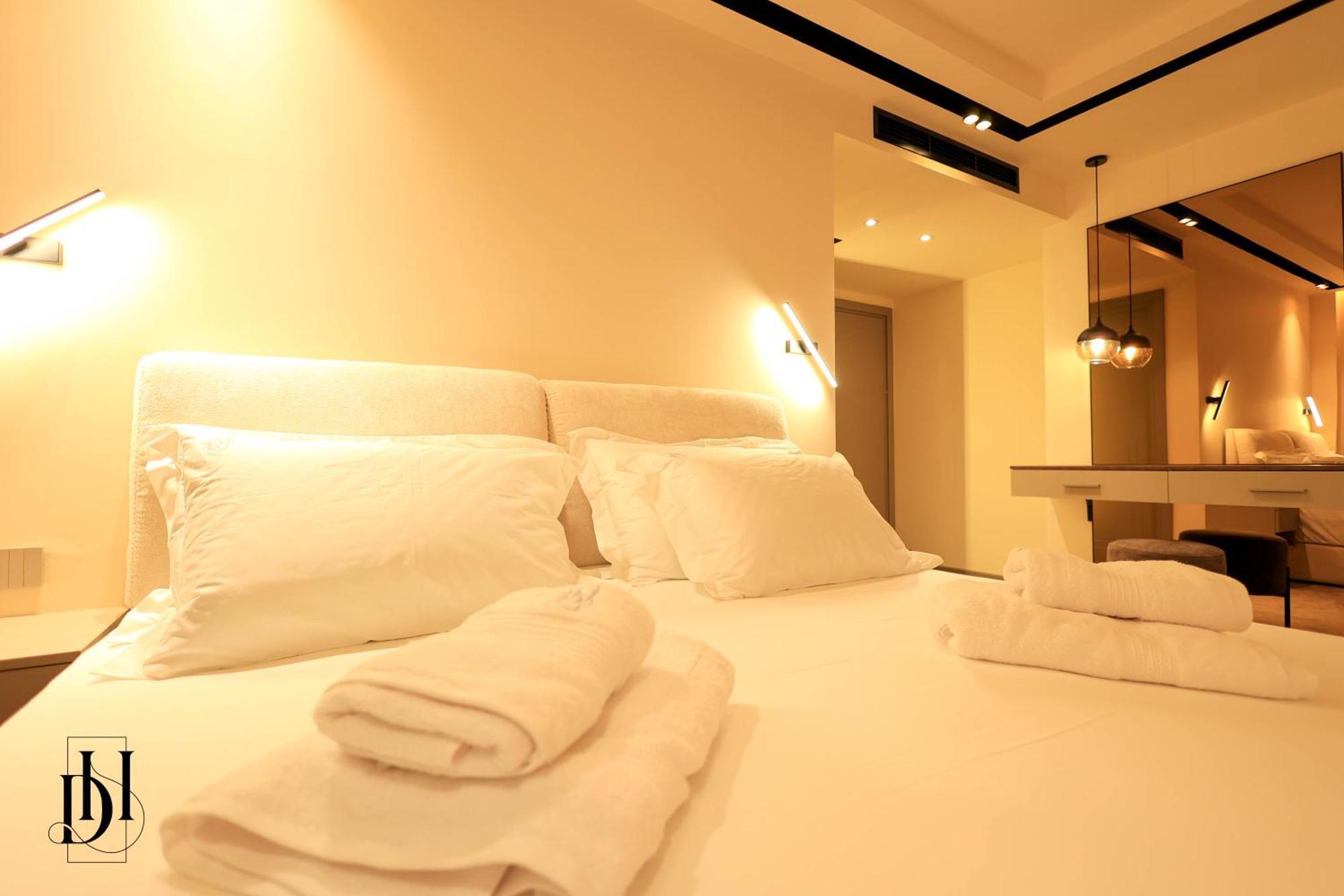Deha Rooms & Apartments Тирана Экстерьер фото