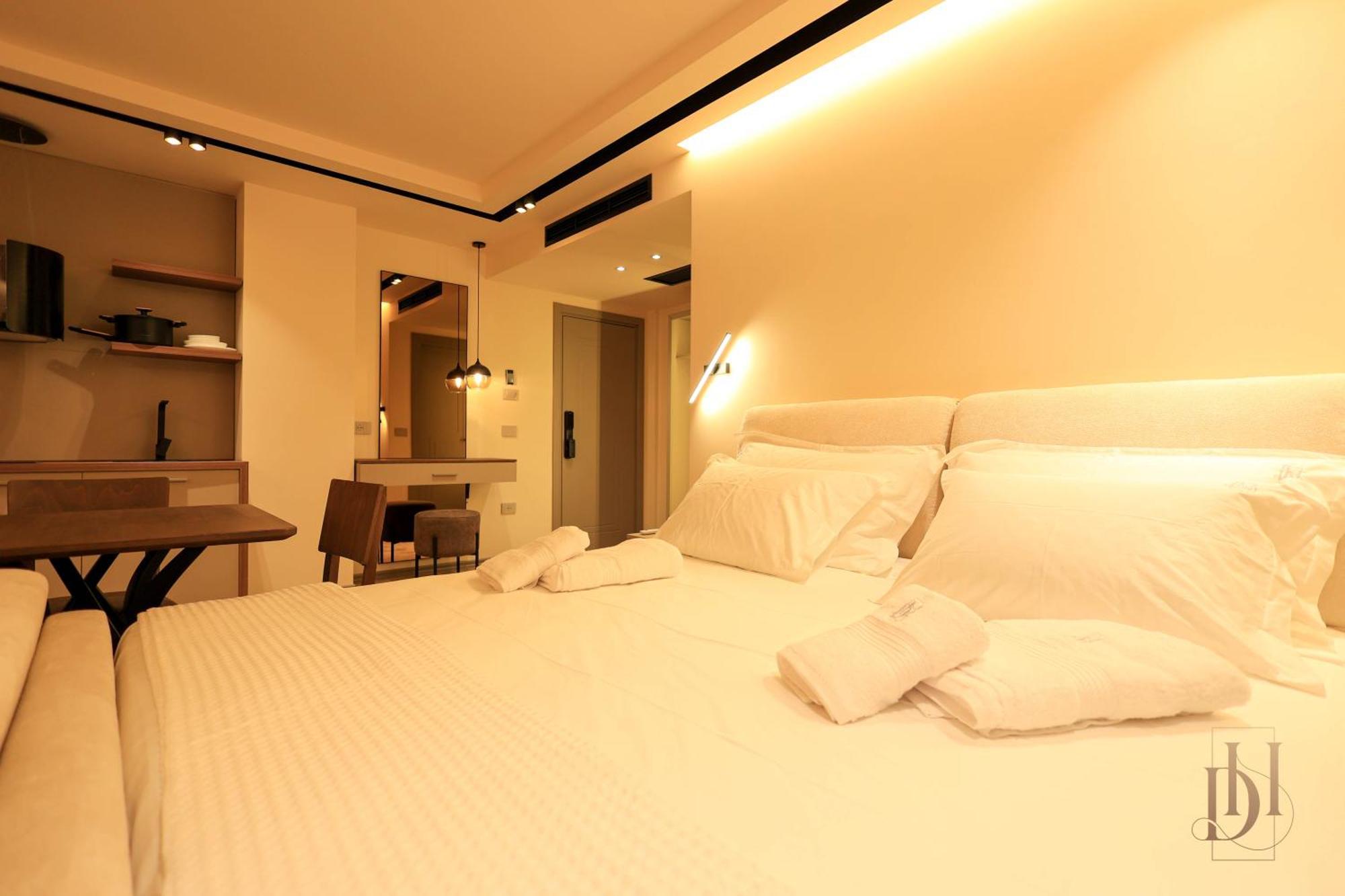 Deha Rooms & Apartments Тирана Экстерьер фото