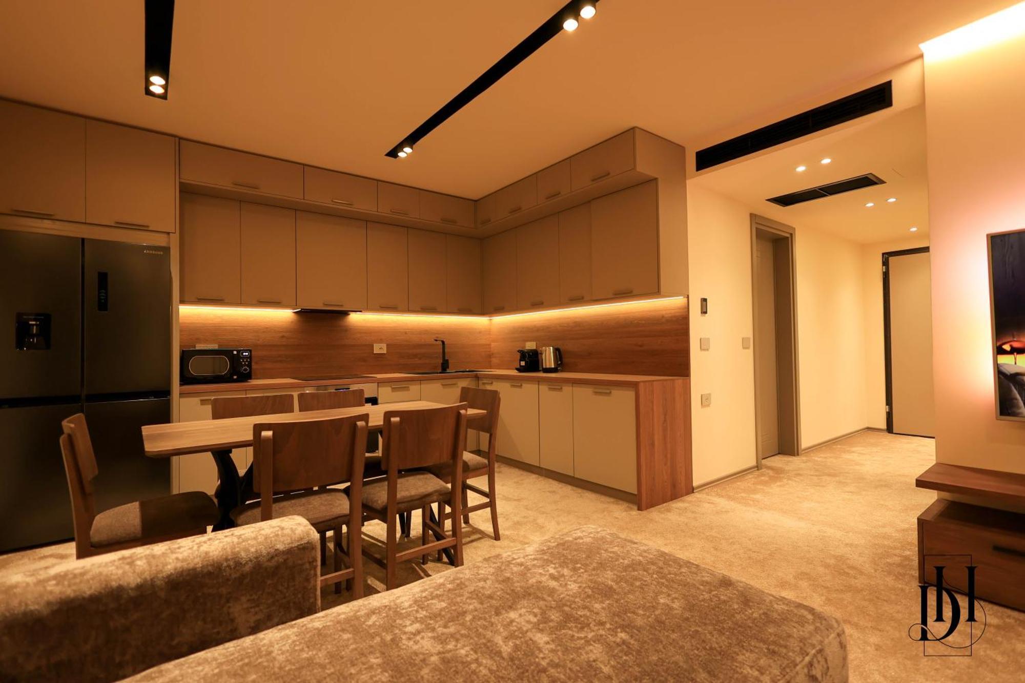 Deha Rooms & Apartments Тирана Экстерьер фото