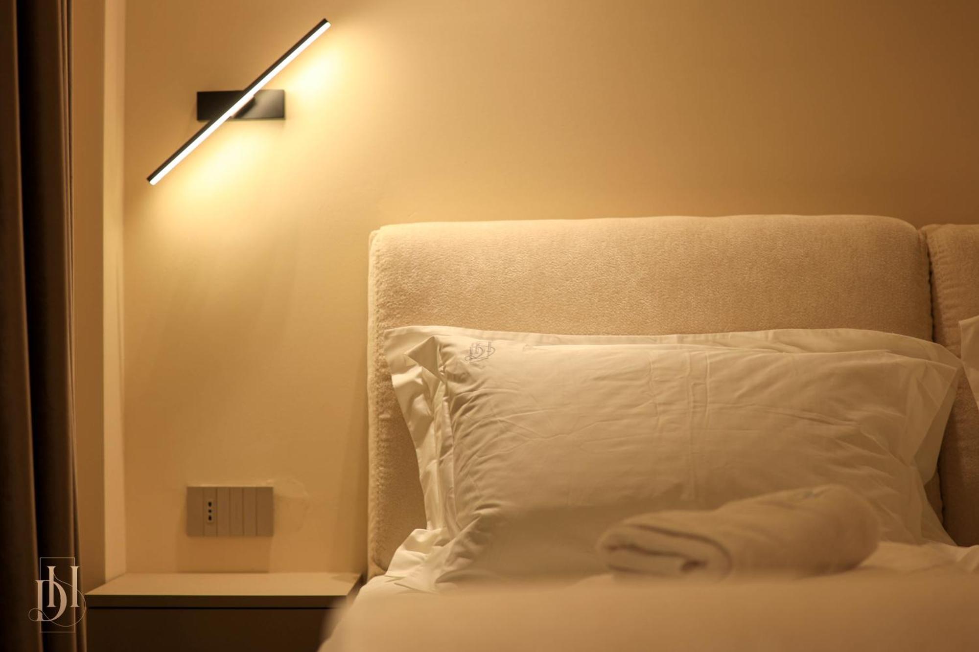 Deha Rooms & Apartments Тирана Экстерьер фото